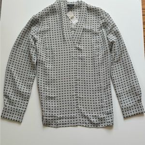 NWT - Ann Taylor - Black & White Pattered Collared Blouse